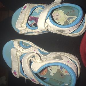 Kids shoes